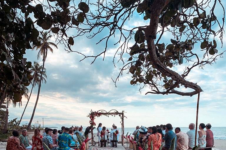 Matrimonio Indigena en playa