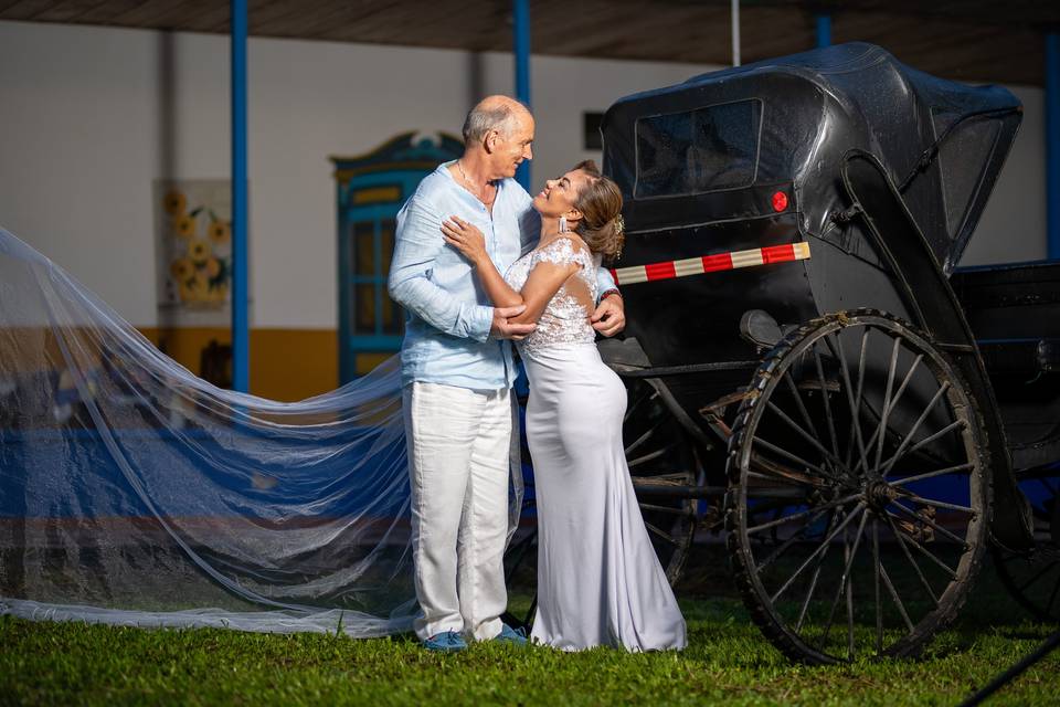 Novios en finca