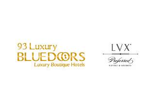 93 luxury suites  logo