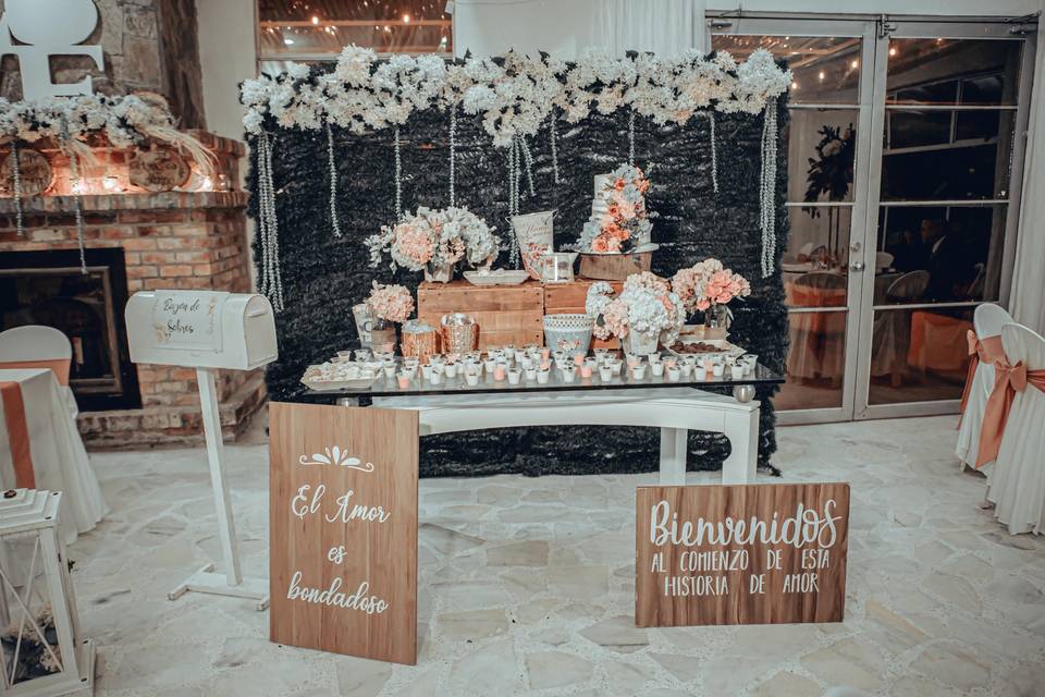 Angee Nieto Wedding Planner