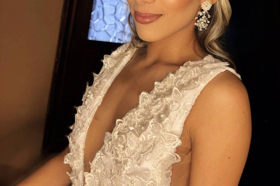 Glam Bride