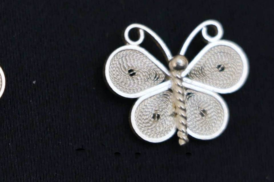 Aretes mariposas