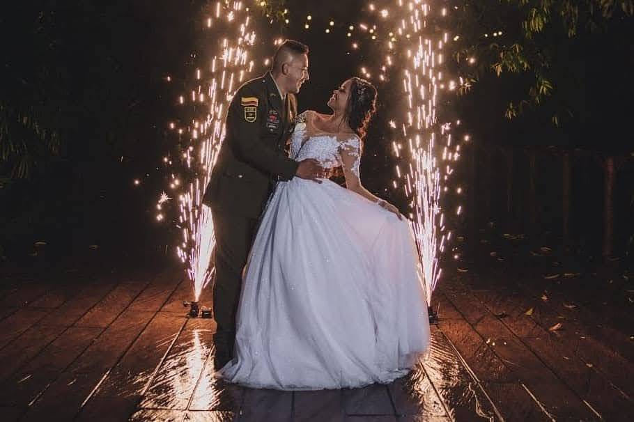 Parejas que transmiten luz