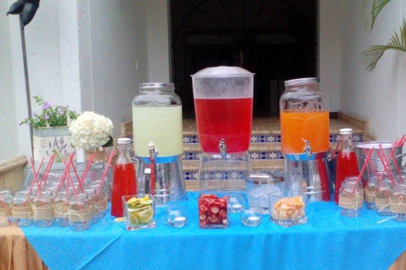 Barra de bebidas con fruta