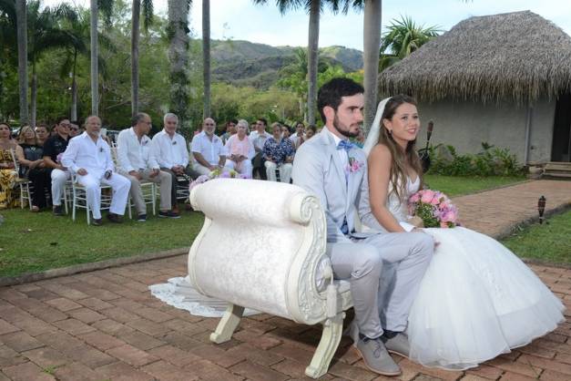Paula Escobar Wedding & Event Planner