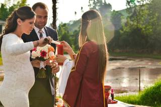 Vínue Sacerdotisa de Bodas y Ceremonias Simbólicas