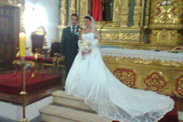 Novios felices