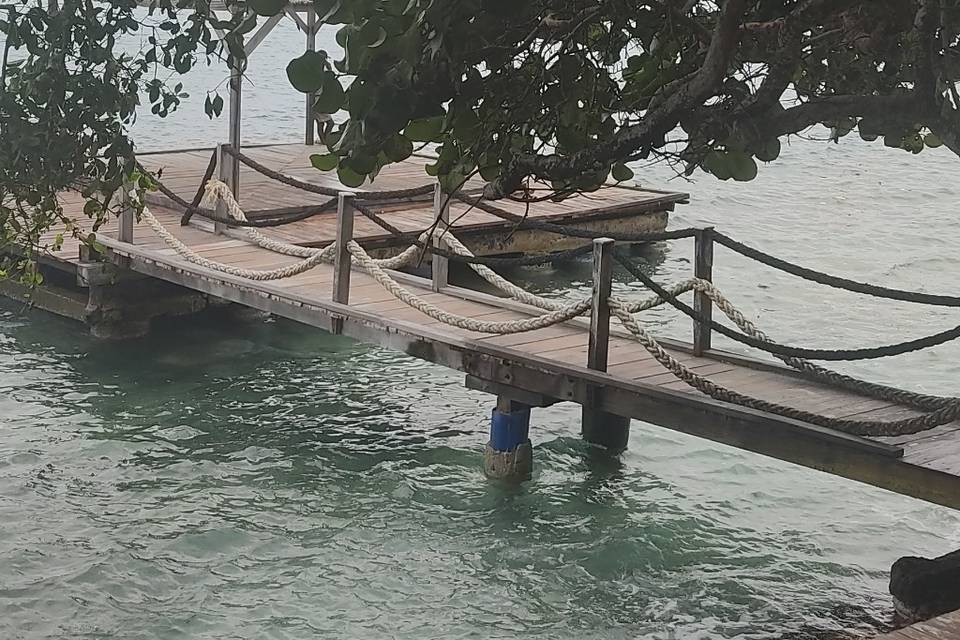 Muelle de acceso a própiedad