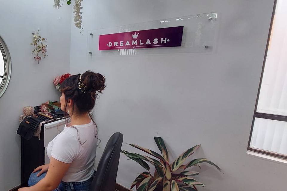 Novia de Dreamlash