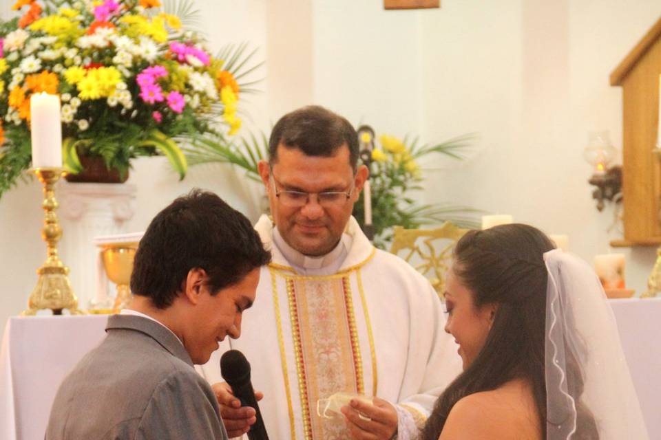 En el altar