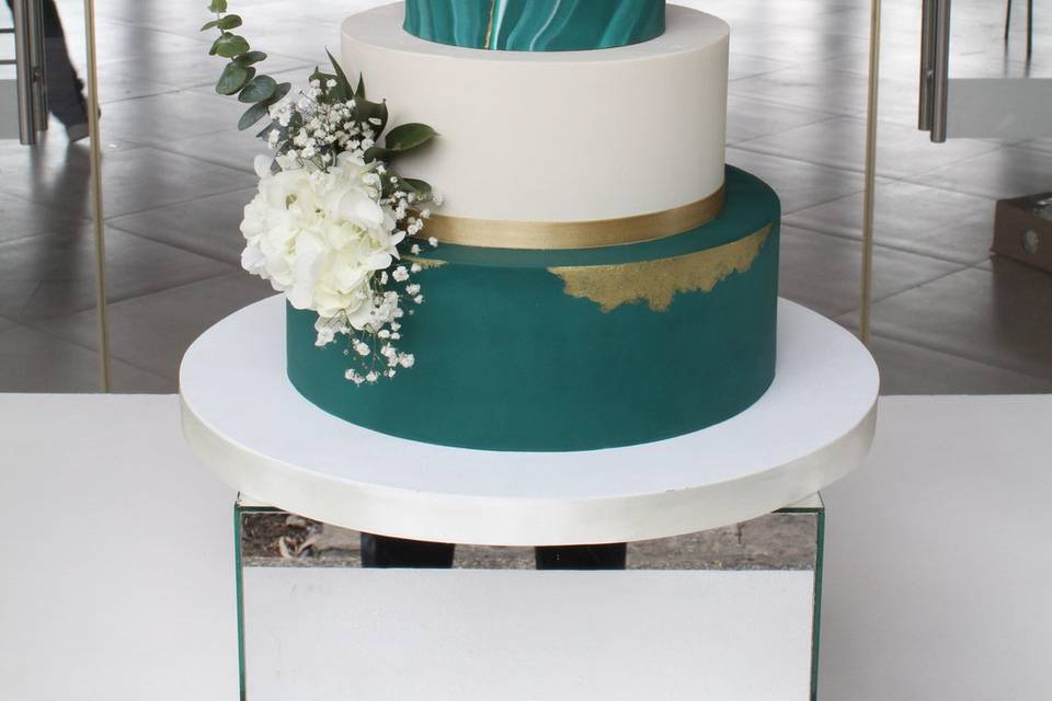 Torta de 3 pisos en fondant