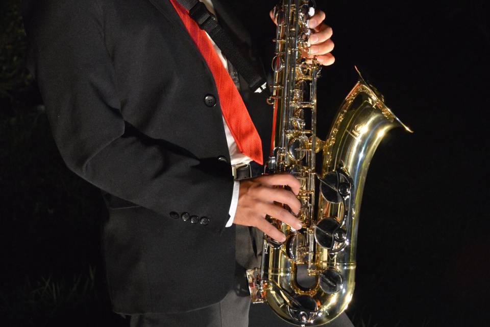 Show saxofón