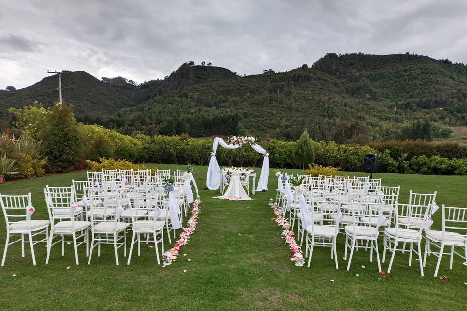 Decoración ceremonia campestre