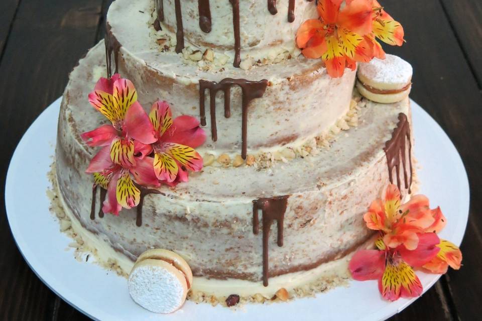 Naked cake