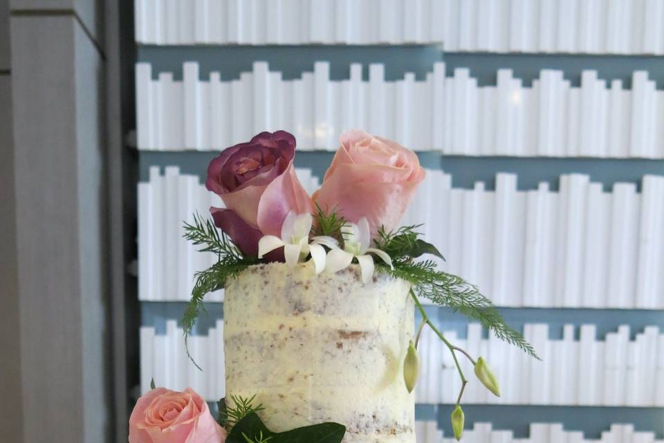 Naked cake