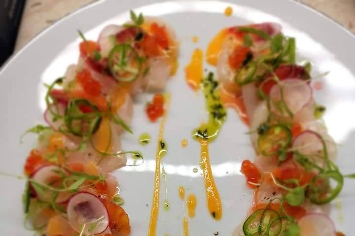 Tiradito de salmón