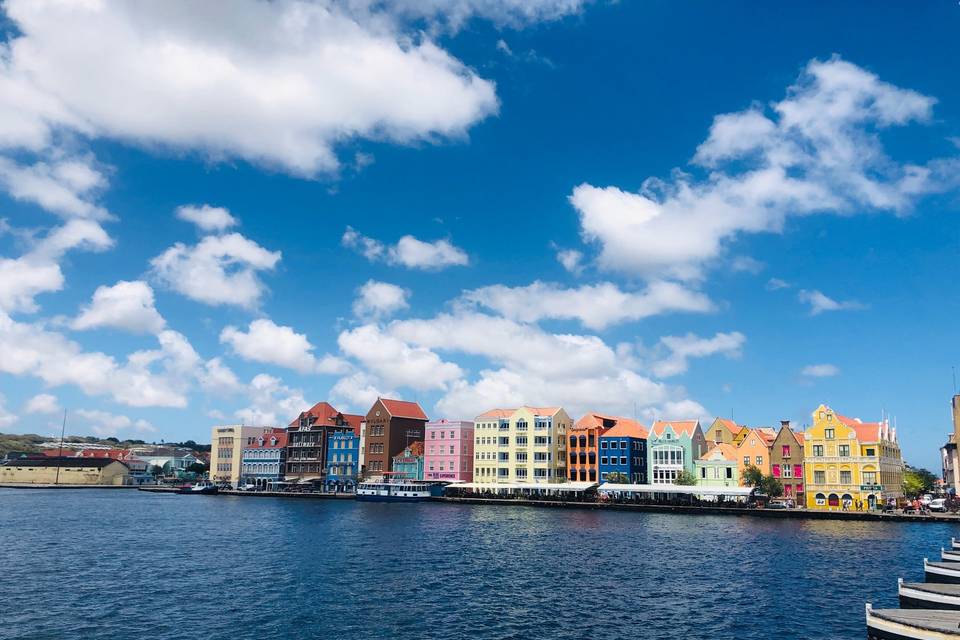 Curacao a todo color