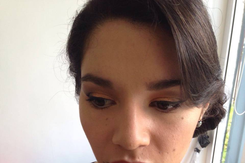 Ana Del Río Makeup