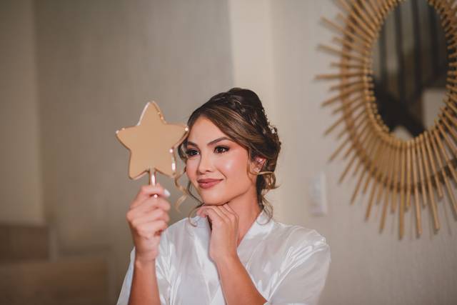 Daniela Candelario Makeup