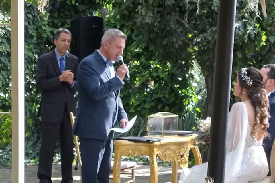 Oficiante de Bodas en Bogotá