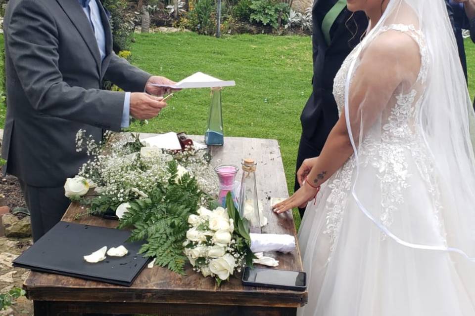 Oficiante de Bodas en Bogotá