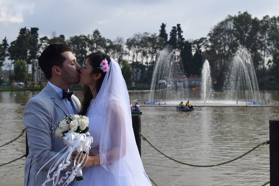 Boda en el lago