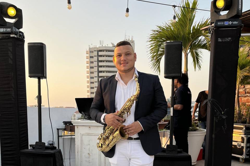 Saxofonista Carlos Mario Guerrero