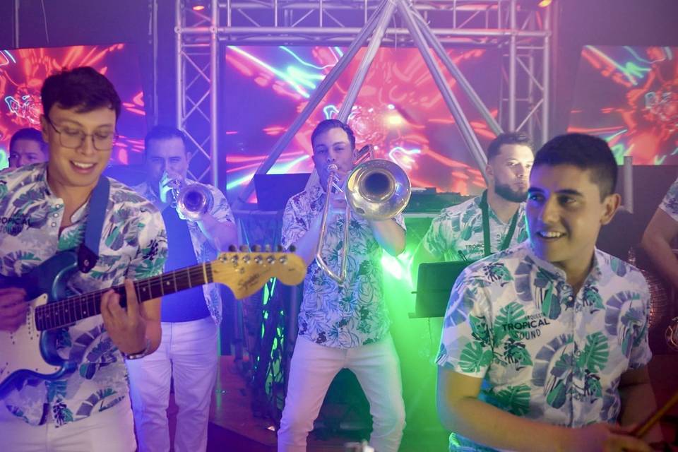 Tropical show orquesta