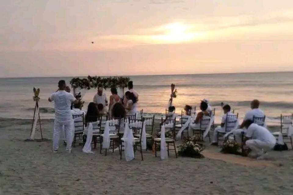 Reactivación de bodas en playa