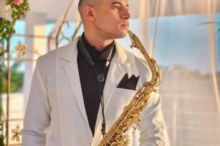 Dhael Sax