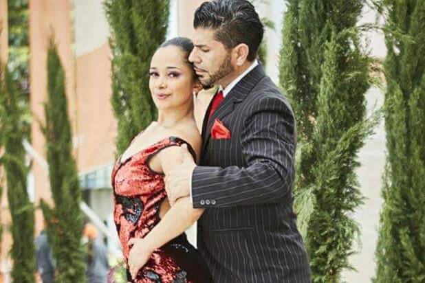 Bailarines de tango