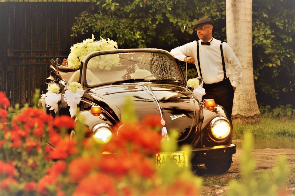 Lorenzo & Jerónimo VW Wedding Car