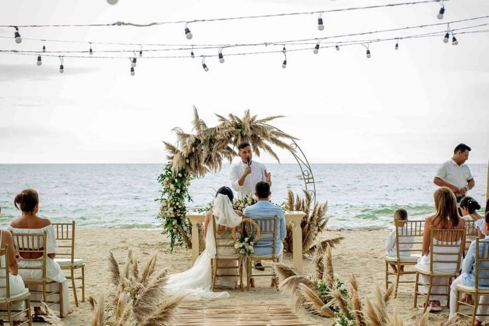 Altar en playa