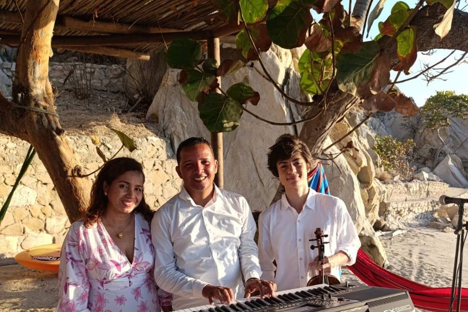 Bodas piano violín voz femenna