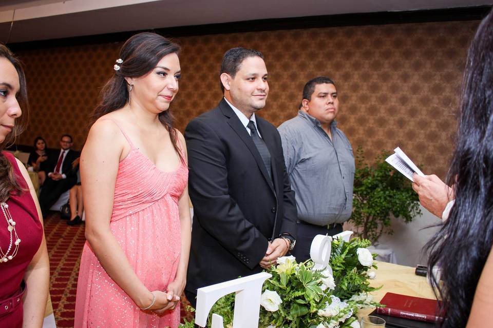 Boda Civil FyL - El Salvador