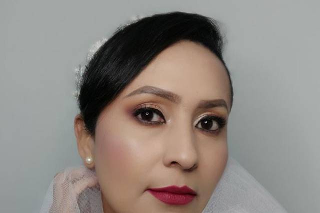 Mercedes Díaz Makeup  Artist