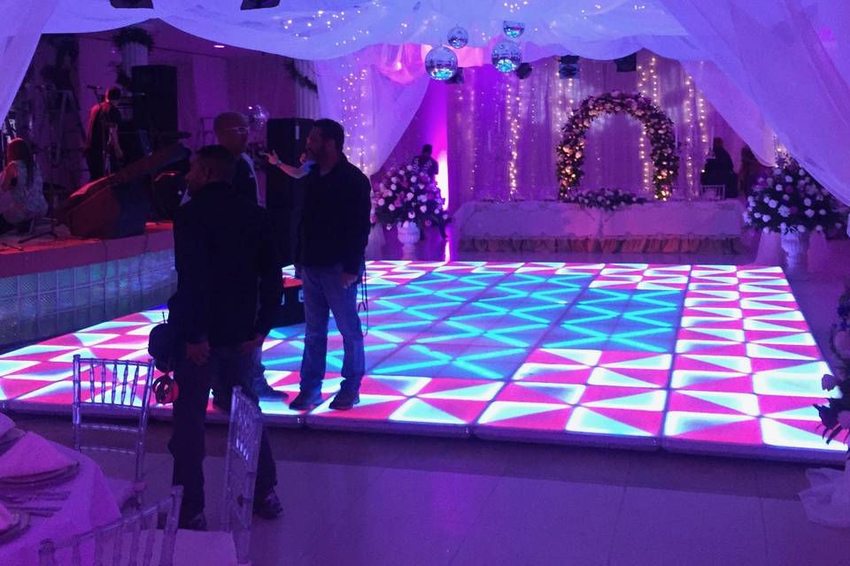 Pista de baile iluminada