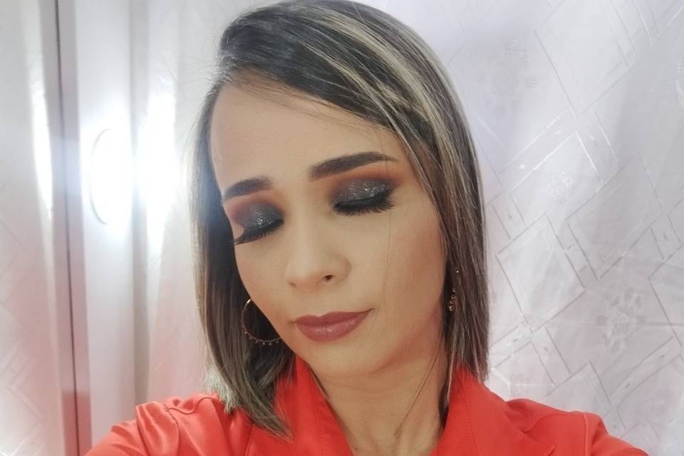 Maquillaje social