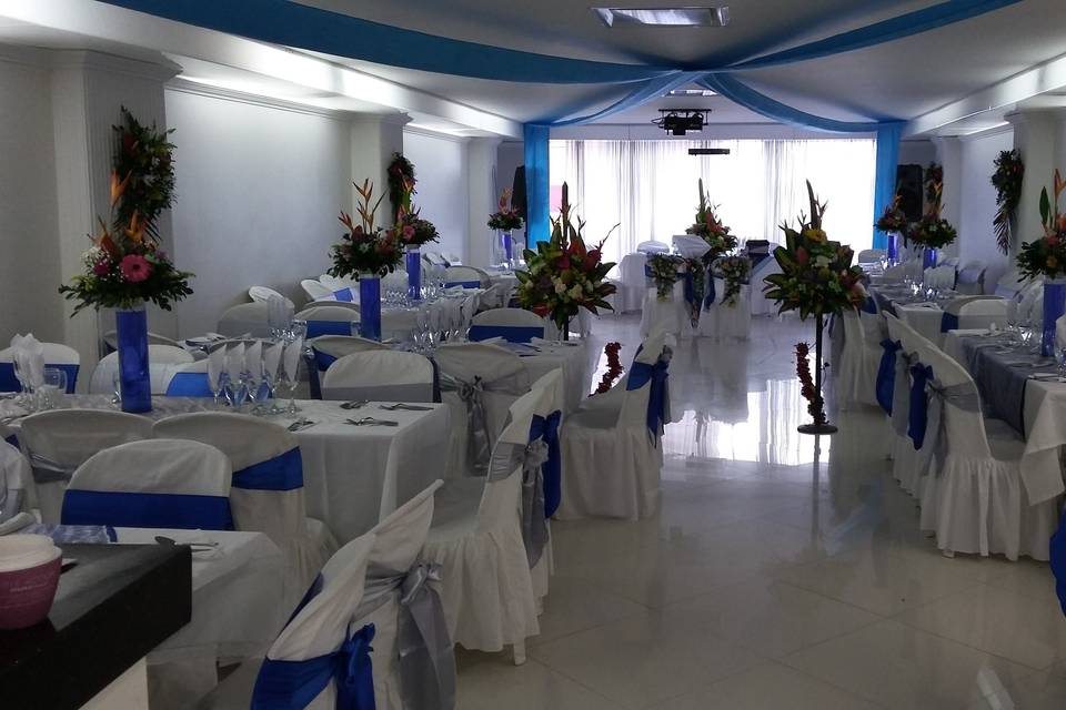 Boda en azul