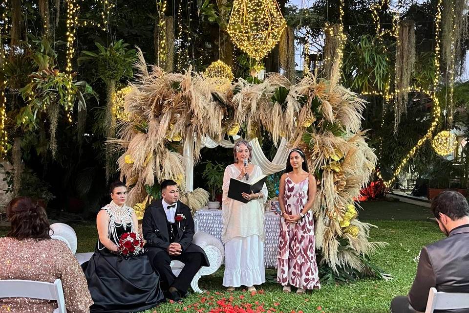 Ceremonia en el jardín