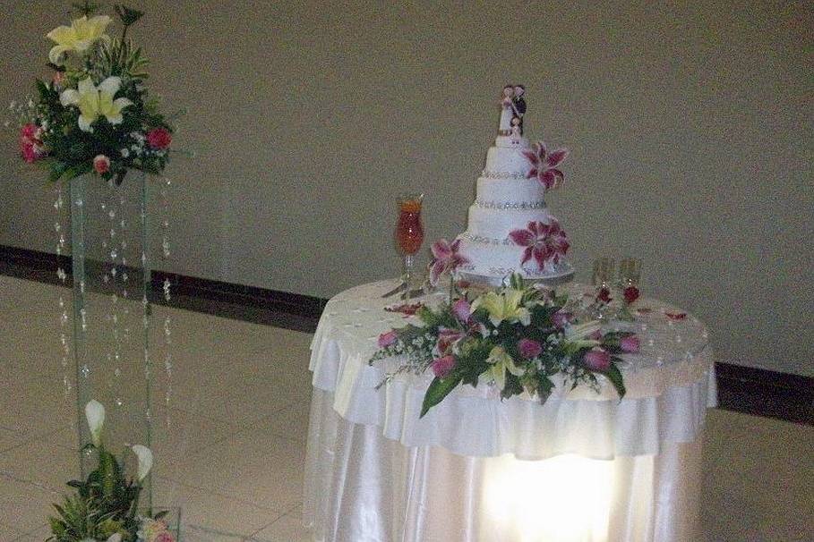 Mesa de pastel decorada