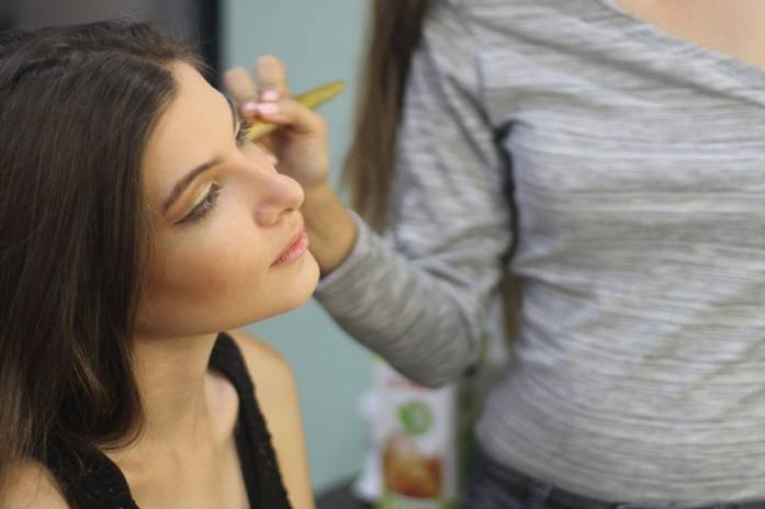 Ailen Leal Makeup - Servicio a Domicilio