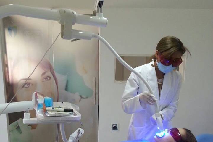 Blanqueamiento dental láser