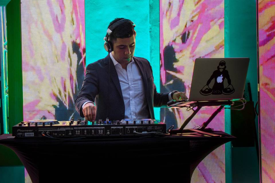DJ Danny Rodríguez