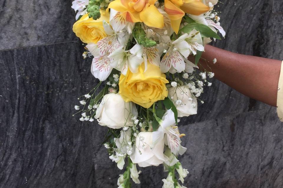 Bouquet en cascada