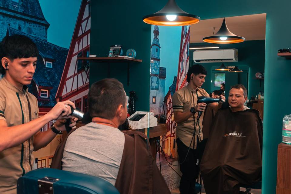 The Barber Shop Francisco Dávila