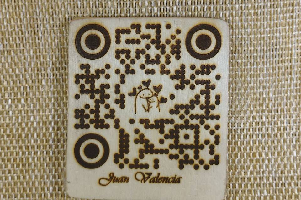 Madera QR video tarjeta