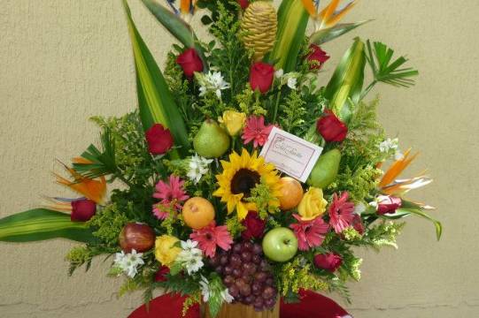 Flores y Frutas