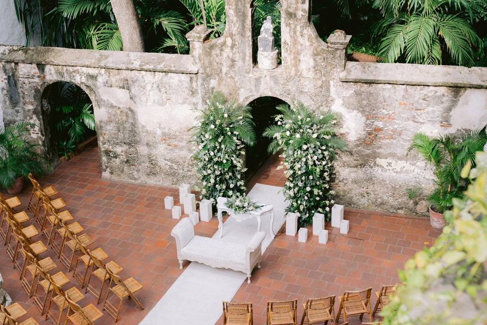 Ceremonia en un patio