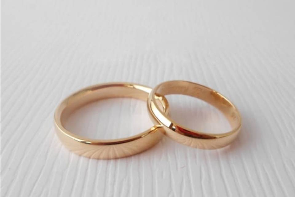 Oro amarillo 18k